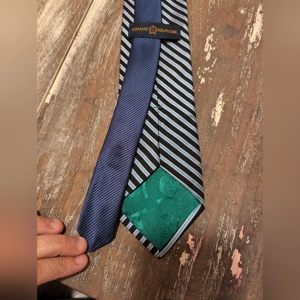 Tommy Hilfiger Blue‎ striped tie 100% silk